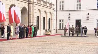 Prezydent żegna się z armią 