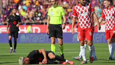 Pech gwiazdora Barcelony. Wiadomo, ile będzie pauzował