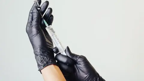 Szczepienia przeciw HPV zwiększyły zapadalność na raka szyjki macicy? Manipulacja