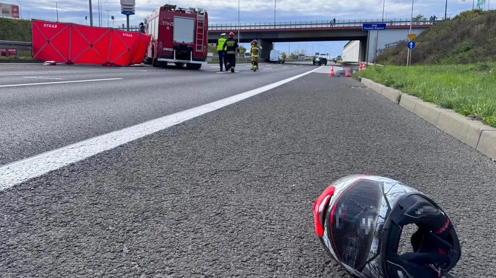 Na miejscu pracują służby