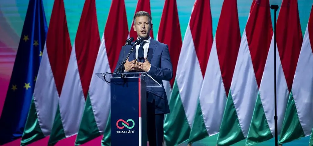 "Wykorzystał zupełnie niespodziewany kryzys". Pokona Orbana?