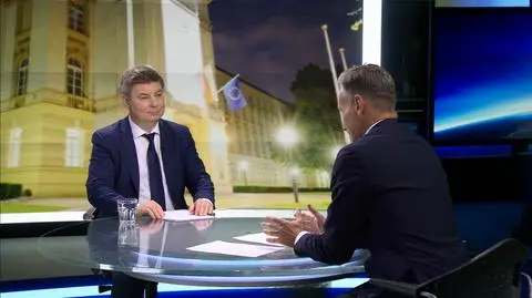 Grabiec komentuje słowa Orbana. Mówi o dziecku, które "tupie nogą i mówi: też chcę mieć cukierka"