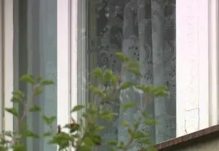 "Od około 20 lat nie wychodziła z domu". Wyrabiają 42-latce dowód osobisty