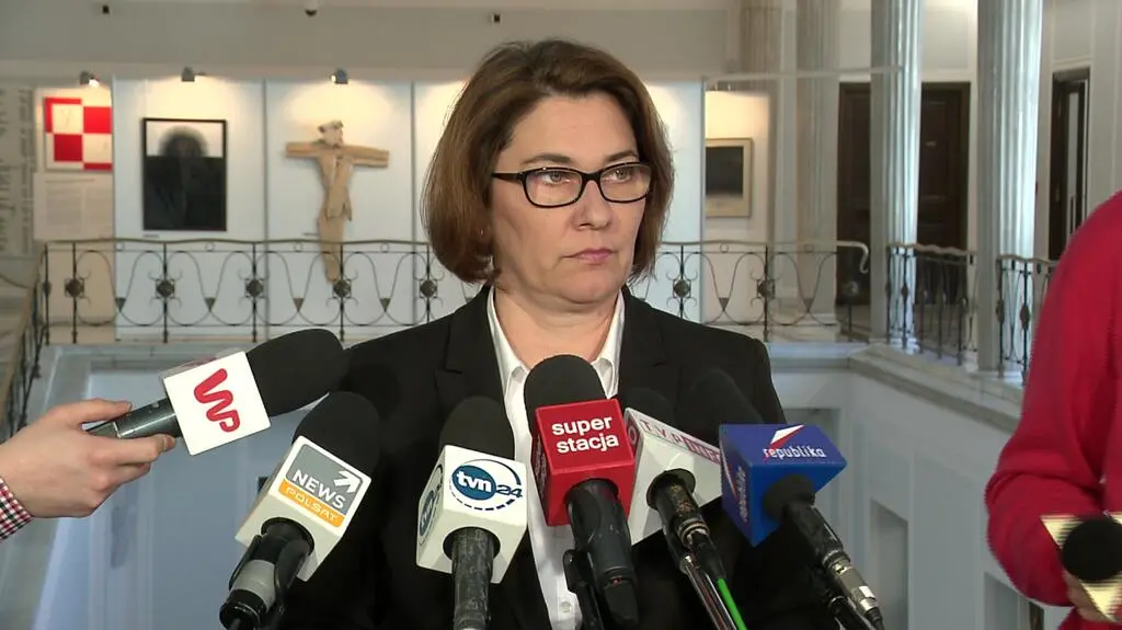 "Zebrał się zespół kolesi". Rzecznik PiS o Sądzie Najwyższym