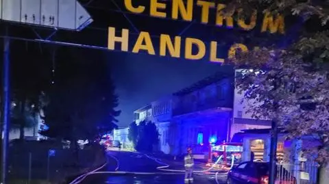 Pożar hali magazynowej we Włocławku