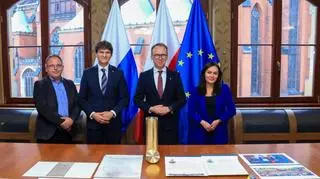 Władze miasta przy kapsule