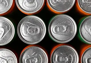 "Energetyki" nie dla dzieci. Ustawowy zakaz znów w Sejmie