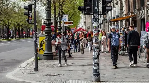 Dostawali pieniądze za nic. Zaskakujące wyniki eksperymentu