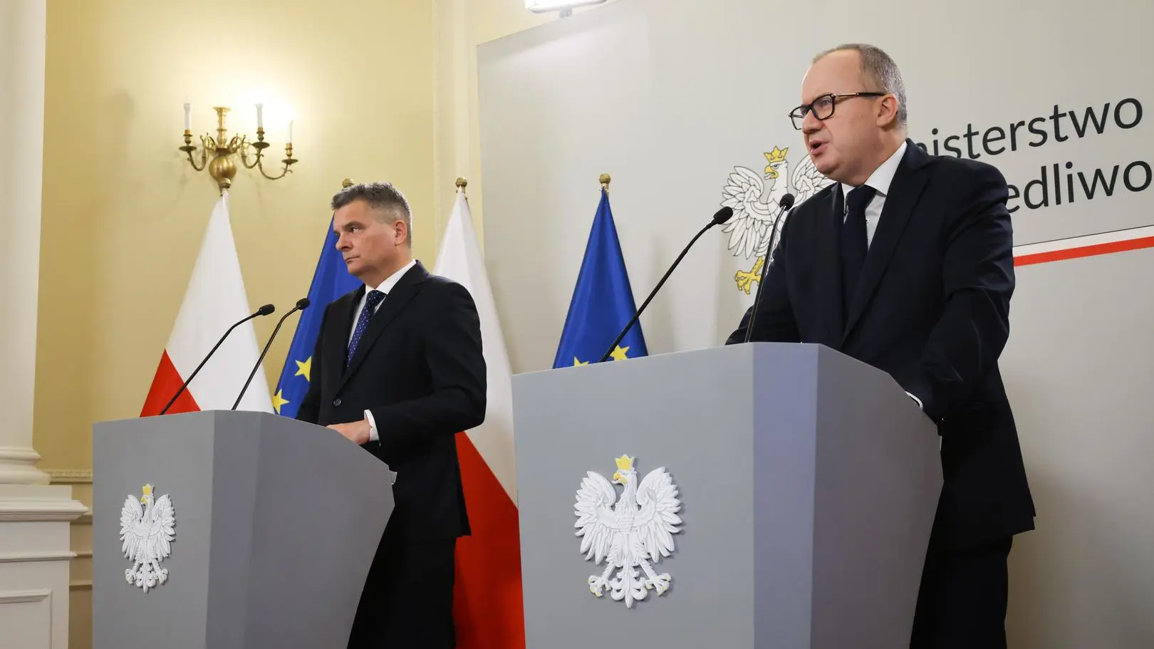 Marcin Romanowski. Kolejne siedem zarzutów dla byłego wiceministra ...