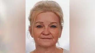 Jej partner wrócił do domu, ona została na przystanku. Szukają jej do dzisiaj  