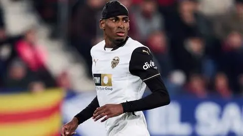 Próbowali ukryć transfer, ale zdjęcie już poniosło się po sieci