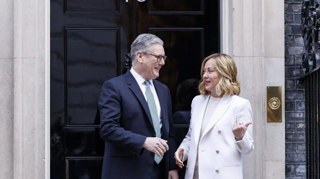 Giorgia Meloni i Keir Starmer