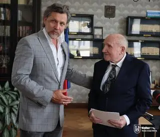 "Najstarszy maturzysta w Polsce" odebrał świadectwo dojrzałości