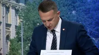Szłapka o "skrajnej hipokryzji" prezydenta. Do studia przyniósł "gadżet"