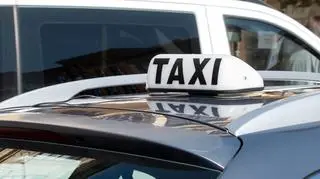 Była na parkingu taxi (zdjęcie ilustracyjne) 