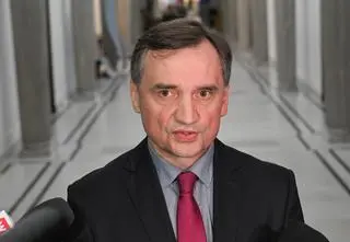 Co z paszportem Ziobry? Ruch wojewody