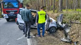 Zderzenie dwóch aut. Trzy osoby ranne, w tym kilkuletni chłopiec