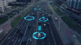 Plaga piratów drogowych z zakazem jazdy. A gdyby technologią im tę jazdę uniemożliwić?