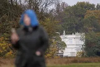 Royal Lodge. Rezydencja, w której mieszka Andrew Mountbatten Windsor