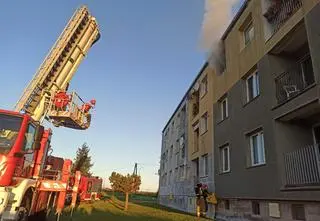 Pożar w bloku, mieszkańcy musieli się ewakuować