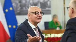 Kontuzja Kamińskiego, "nie będzie prowadził obrad". Pawlak: wyluzujcie