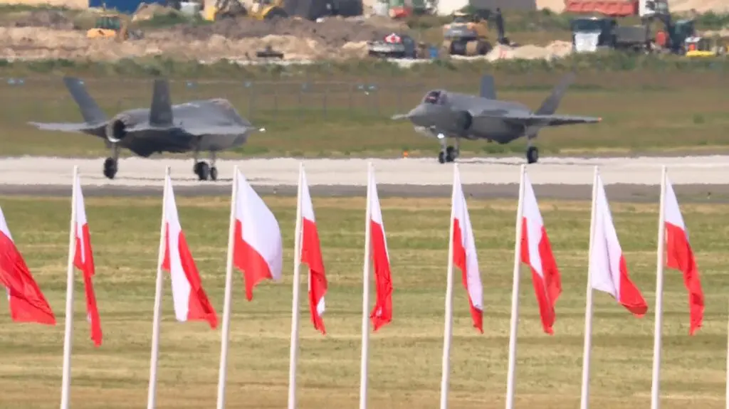 f35 w lasku 
