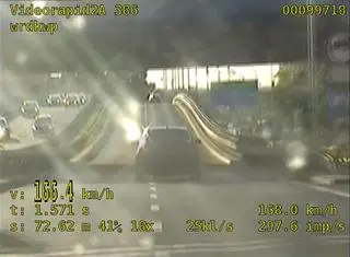 Audi pędziło 168 kilometrów na godzinę w terenie zabudowanym