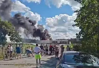 Płonął dach na budowie basenu