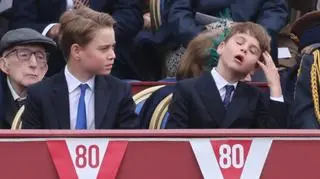 Książę George, książę Louis i książę William podczas obchodów zakończenia II wojny światowej, 5 maja 2025 r.
