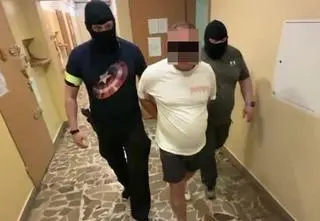 Strzelanina w ogródku pizzerii. Kontrterroryści zatrzymali trzech mężczyzn