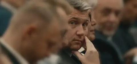 "Najwyższa prowizja, o jakiej słyszałem". Przyjrzeliśmy się finansom PKOI