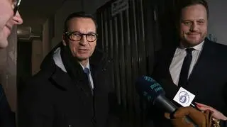 "Po każdej imprezie jest też afterek". Dwa wigilijne spotkania PiS-u