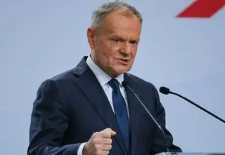 "Będą bardzo żałowali tej decyzji". Tusk przestrzega