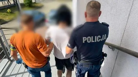 Ugodził nożem kobietę na przejściu dla pieszych