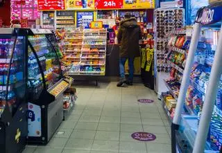 Właściciele stacji benzynowych ostrzegają: zamknięcia albo podwyżki