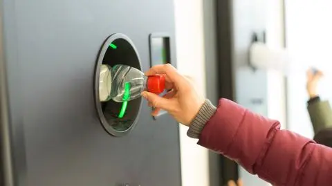 Obowiązkowe recyklomaty w sklepach? Jest projekt