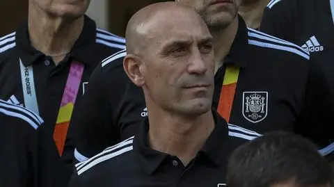 Surowa kara za pocałunek. FIFA wydała oświadczenie