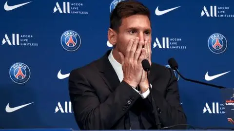 "Rozpłakaliśmy się, musieliśmy powiedzieć dzieciom". Messi o ostatnich dniach w Barcelonie