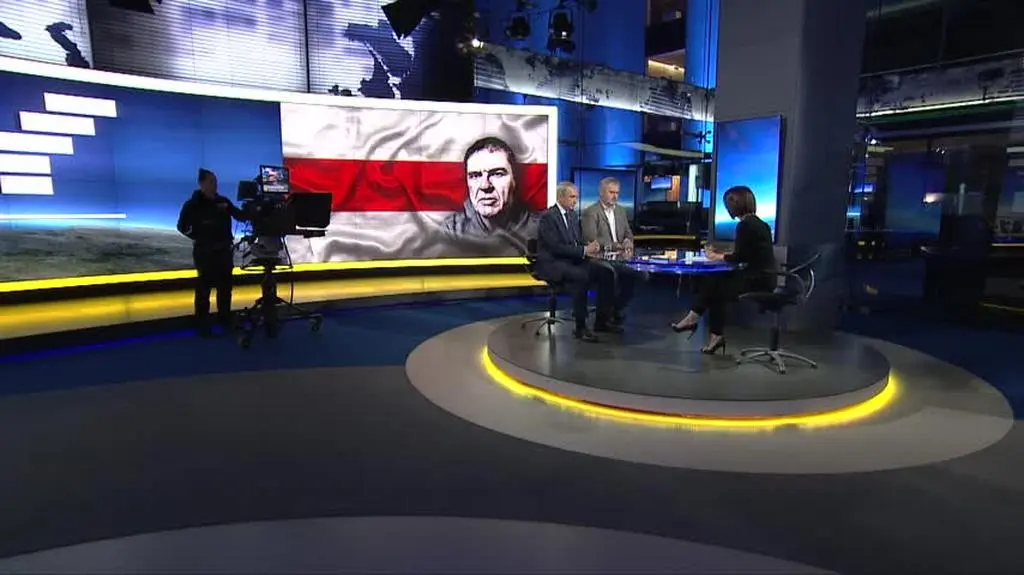 Łatuszka: na Białorusi rządzi terrorysta, który trzyma zakładników