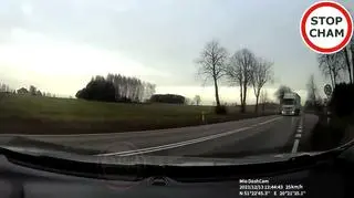Do zdarzenia doszło na drodze krajowej numer 12 koło Opoczna (woj. łódzkie)