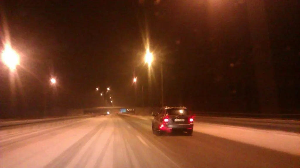 Śnieg i lód na A4