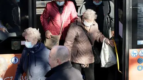 Co z obowiązkiem noszenia maseczek? Minister zdrowia odpowiada