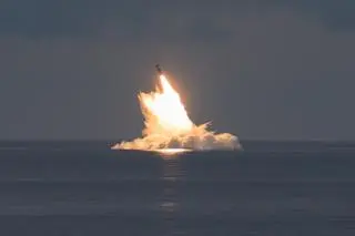 Amerykański pocisk Trident II zdolny przenosić głowice nuklearne 