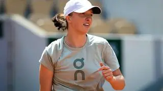 Iga Świątek during practice ahead of Roland Garros