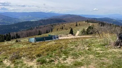 Zabudowa na największej polanie Beskidu Wyspowego. Inwestor chce "przywrócić wypas owiec"