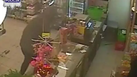 Policja zatrzymała mężczyznę, który ukradł puszkę na datki ze sklepowej lady 