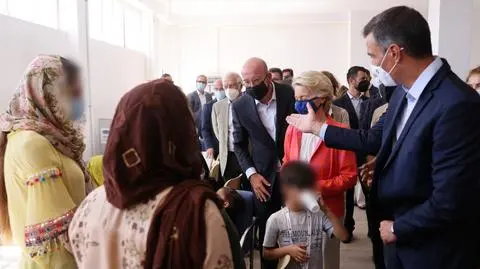 W bazie wojskowej otwarto "tymczasowy port" dla afgańskich uciekinierów 