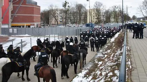 Interwencja policji w trakcie meczu w Łodzi
