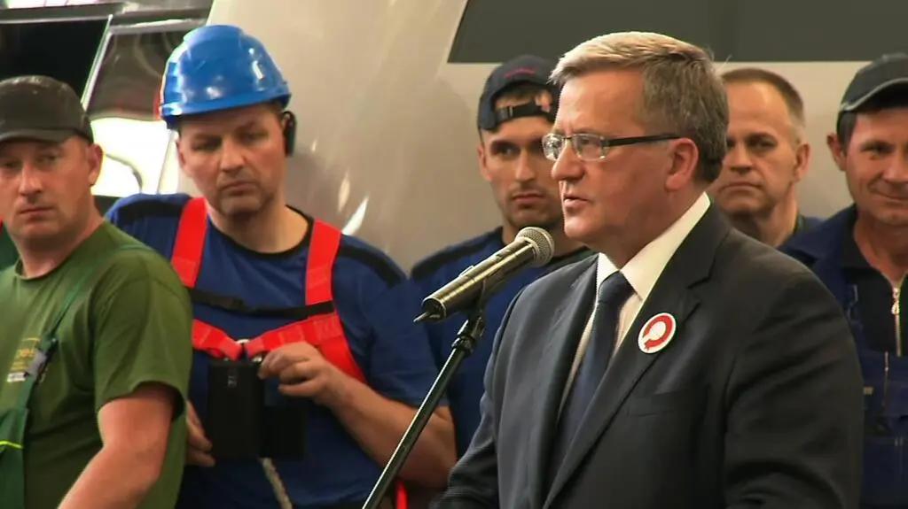 Komorowski w zakładach PESA