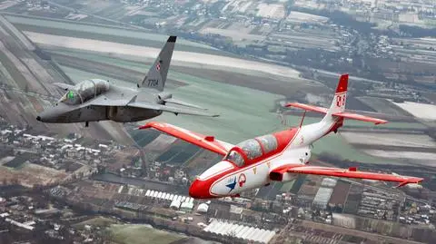 Samoloty szkolno-treningowe M-346 Master/Bielik (po lewej) i TS-11 Iskra